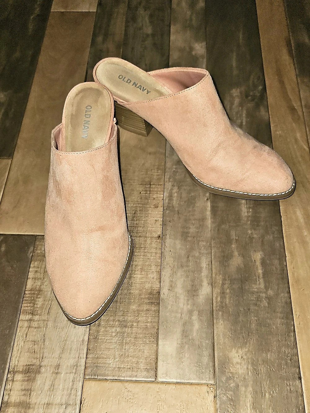 Old Navy Faux-Suede Pointed-Toe Block-Heel Mules Pink